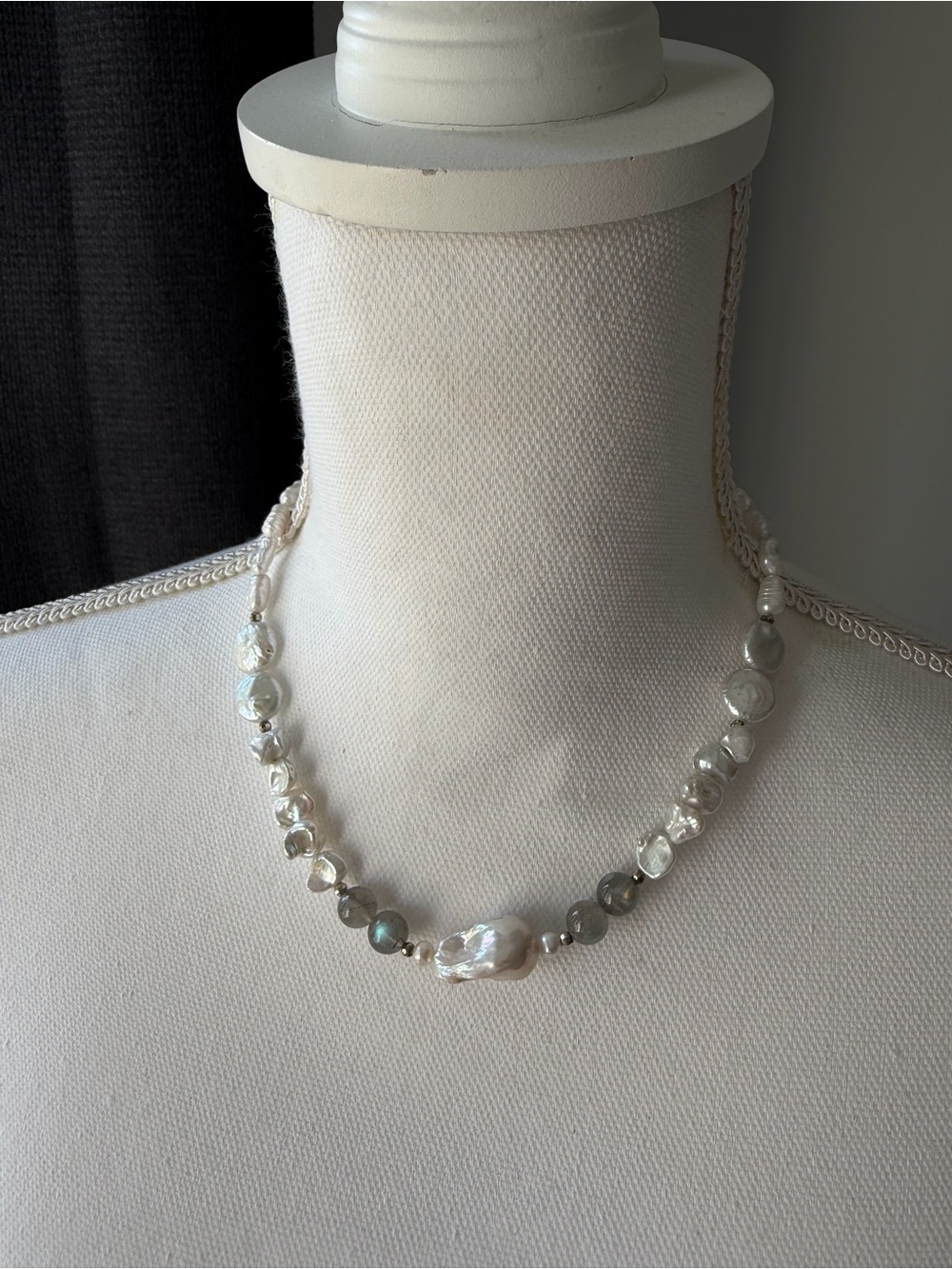 Handmade Baroque Pearl & Gray Moonstone Necklace 925 Silver

New handmade